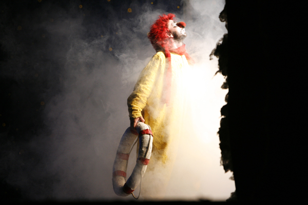 Slava Snowshow Yellow in fog by Andrea Lopez _MG_0363.JPG